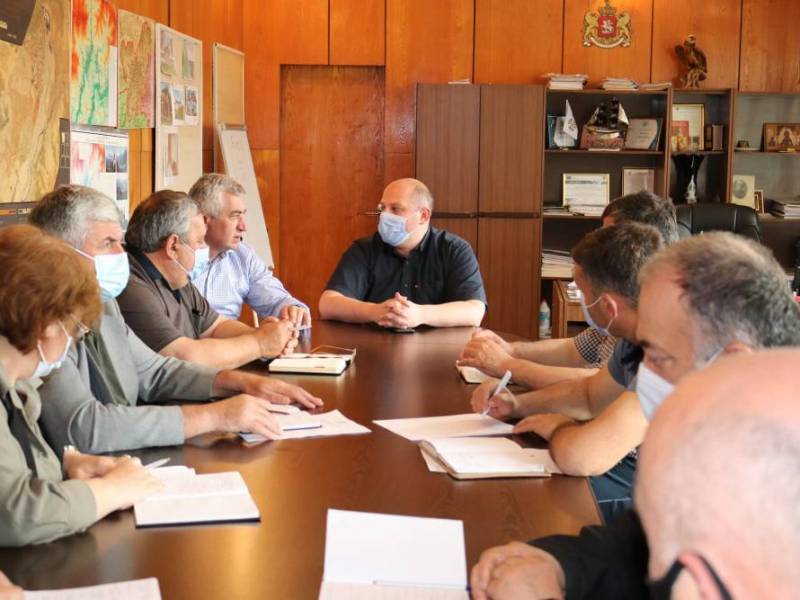 ცაგერის მუნიციპალიტეტის მერიაში მორიგი სამუშაო თათბირი ჩატარდა.